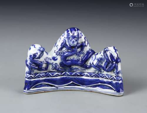 Chinese Blue and White Brush Rest