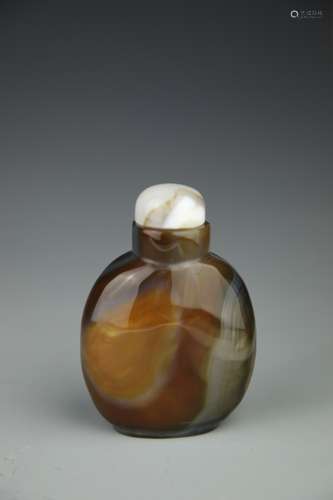 Chinese Agate Snuff Bottle