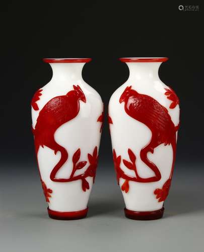 Pair of Chinese Peking Glass Vase