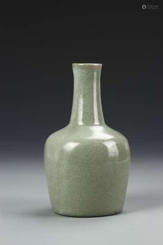 Chinese Lungquan Vase