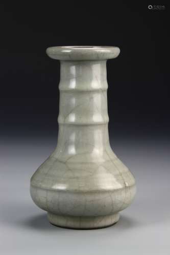 Lungch'uan K'uan-Type Bottle Vase