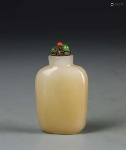 Chinese Agate Snuff Bottle