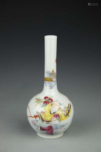 Chinese Famille Rose Vase