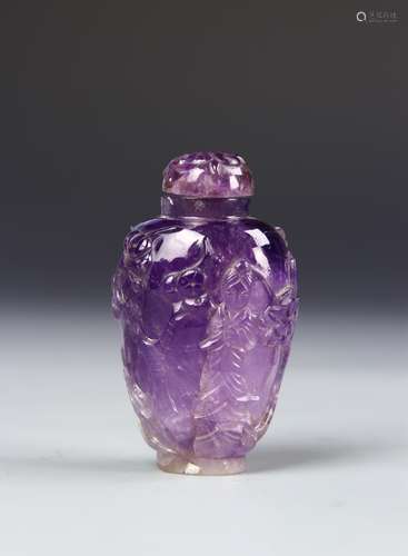 Chinese Amethyst Snuff Bottle