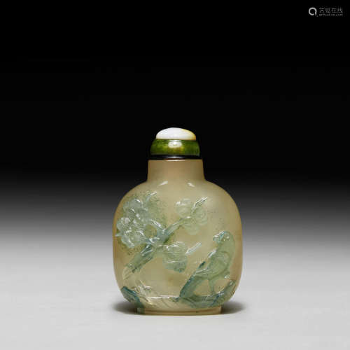 1750-1860年 苔纹玛瑙雕鸟松纹鼻烟壶