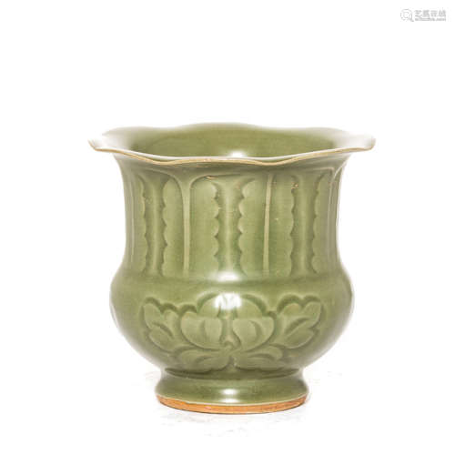 Chinese Antique Celadon Glazed Porcelain Vase, Ming Dynasty