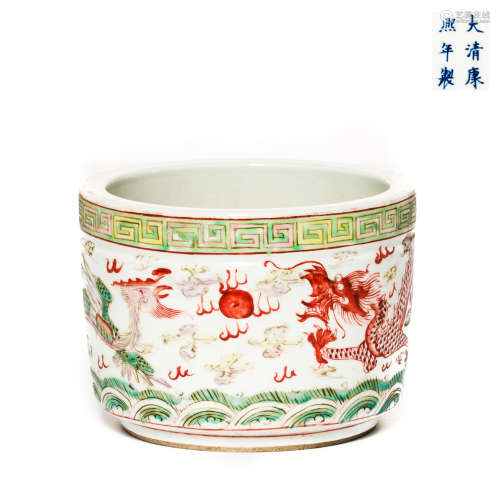 Chinese Antique Rose Famille Porcelain Tea Pot, Qing Dynasty