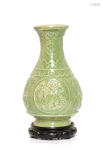 Chinese Antique Longquan Celadon Porcelain Vase, Ming Dynasty