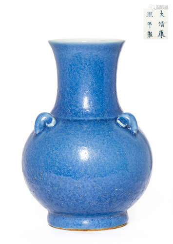 Chinese Antique Blue Glazed Porcelain Vase, Qing Dynasty