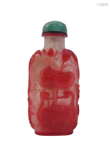 A Red Overlay Glass Snuff Bottle