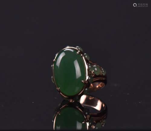 Two Translucent Jadeite Oval-Shaped Cabochon Mounted Gold Ring