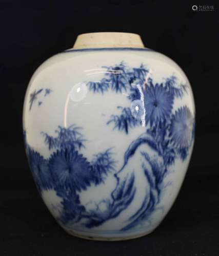 A Blue and White Porcelain Pot