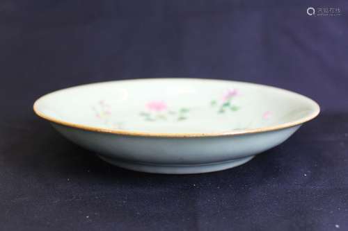 A Famile-Rose Porcelain Plate