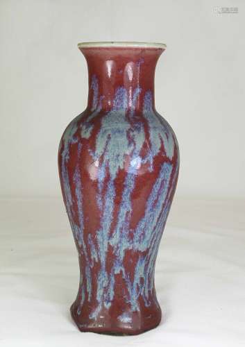 A Chinese Porcelain Jung Glaze Vase
