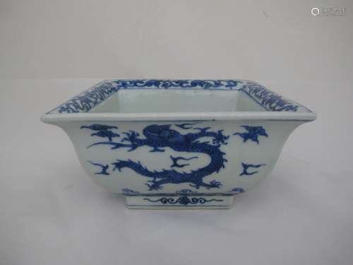 A Blue and White Porcelain Square Bowl,Jiajing Mark