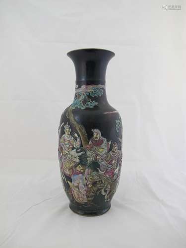 A Chinese Famile-Rose Porcelain Vase