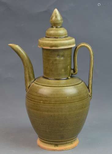 Chinese Olive-green Glazed Porcelain Ewer w/ Cover