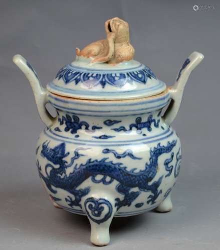 Chinese Blue and White Porcelain Tripod Censer