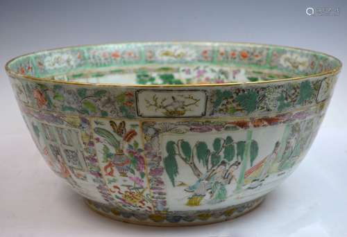 Large Chinese Famille Verte Porcelain Bowl