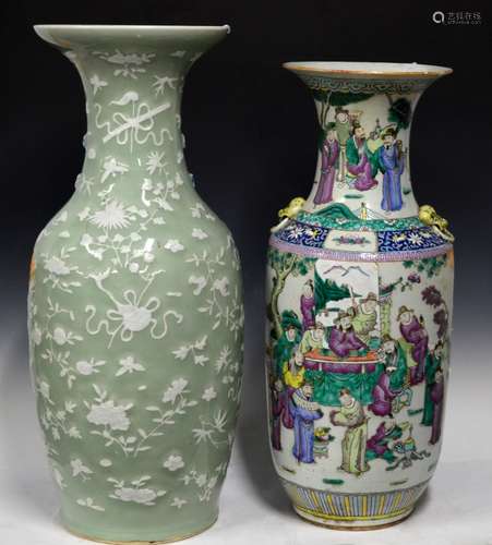 Two Chinese 19th Century Porcelain Vases