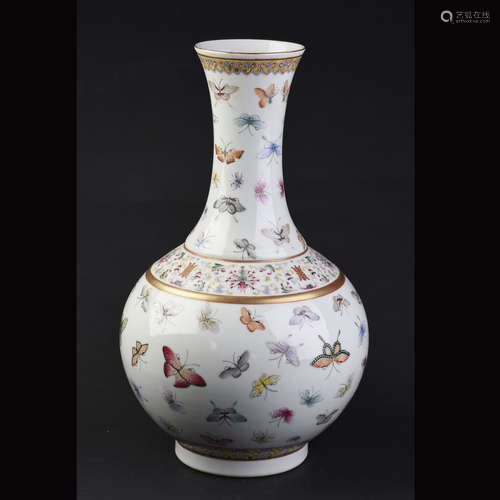 Chinese Famille Rose Porcelain Vase