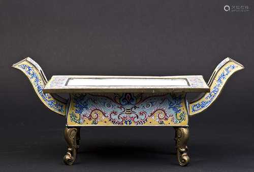 A CLOISONNE ENAMELLED SQUARE CENSER, QING DYNASTY