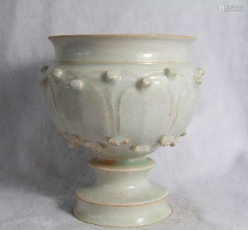 CHINESE CELADON GLAZED STEM BOWL