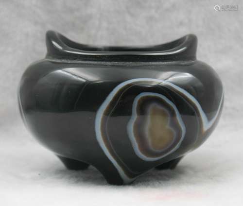 CHINESE AGATE CARVED TRIPOD CENSER