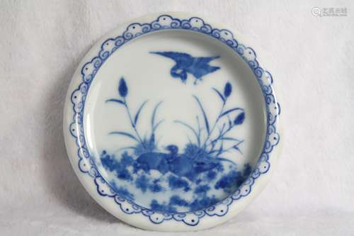 CHINESE BLUE AND WHITE BRUSH WASHER