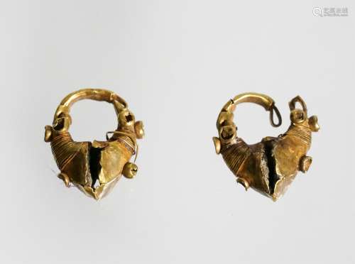 PAIR OF ANCIENT ROMAN GOLD EARRING