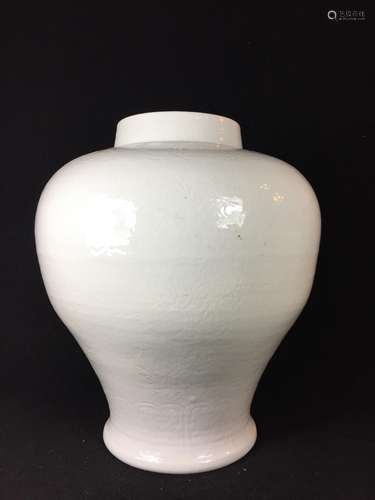 CHINESE BLANC DE CHINE GINGER JAR