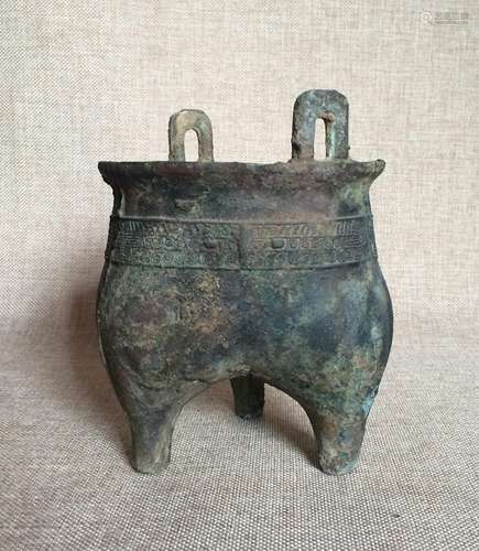 CHINESE TRIPOD BRONZE CENSER