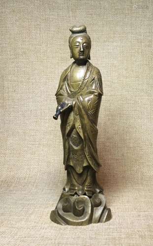 CHINESE BRONZE FIGURE OF GUANYIN