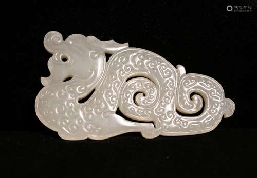 CHINESE WHITE JADE DRAGON PENDANT