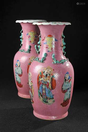 PAIR OF CHINESE FAMILLE ROSE FLOWER VASES