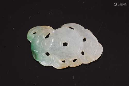 CHINESE JADEITE PENDANT