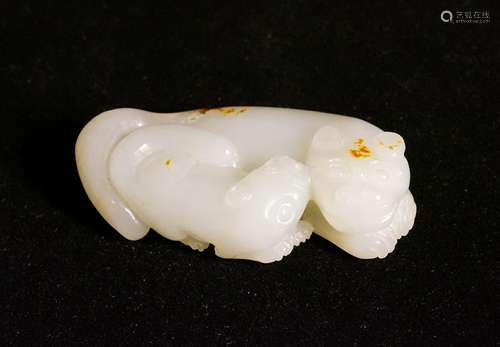 CHINESE WHITE JADE CARVED TWO CATS