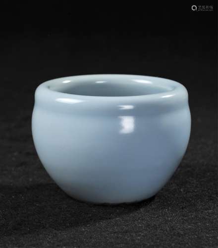 CHINESE BLUE GLAZED PORCELAIN WATER COUPE