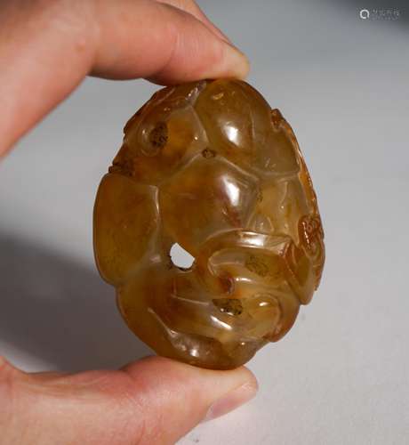 CHINESE AGATE PENDANT