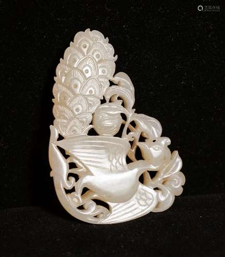 CHINESE WHITE JADE PEACOCK PENDANT