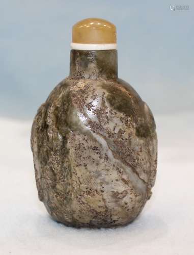 OLD JADE SNUFF BOTTLE