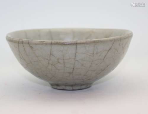 CELADON CRACKLE GRAZED PORCELAIN BOWL