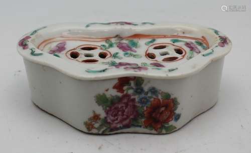 ANTIQUE PORCELAIN CRICKET BOX