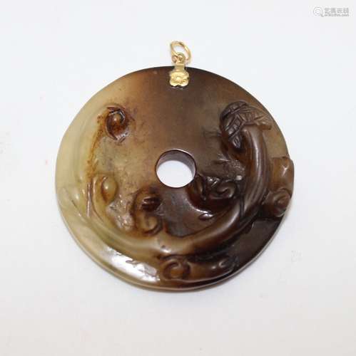 CARVED JADE PENDANT WITH CHI-LONG FIGURE