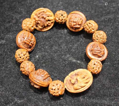 CARVED NUT BRACELET