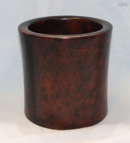 HARD WOOD BRUSH POT