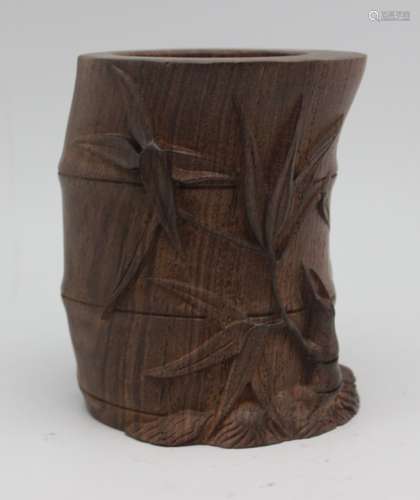 HARD WOOD BRUSH POT