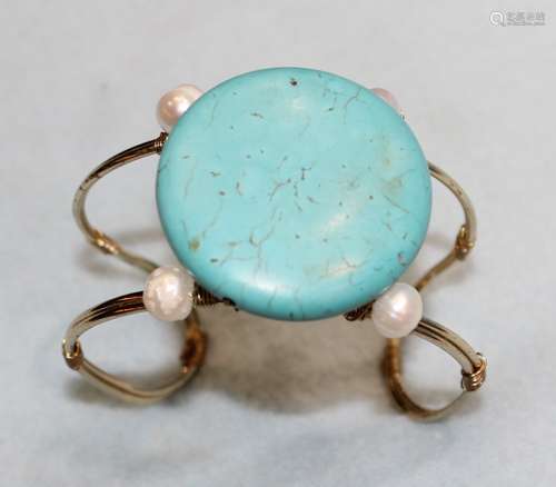 TURQUOISE AND PEARL BRACELET