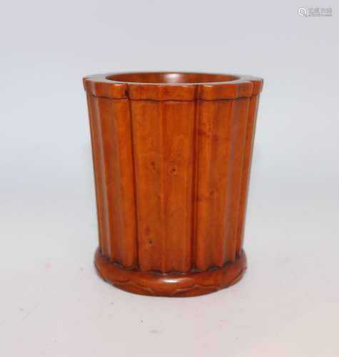 HUANG YANG WOOD BRUSH POT