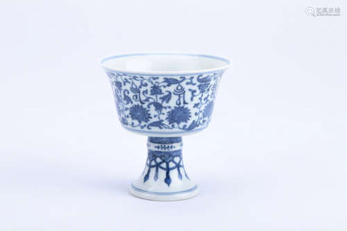 A Chinese Blue and White Porcelain Stem Cup